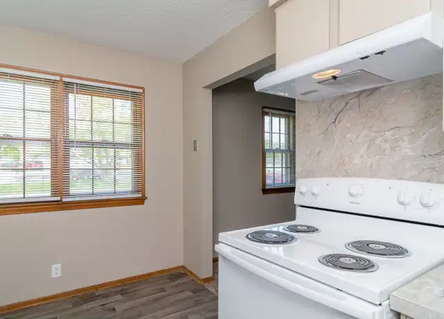 Property at 2323 Village Ct Unit 1102, Omaha, NE, 68144, 1 bed, 1 bath, [object Object]