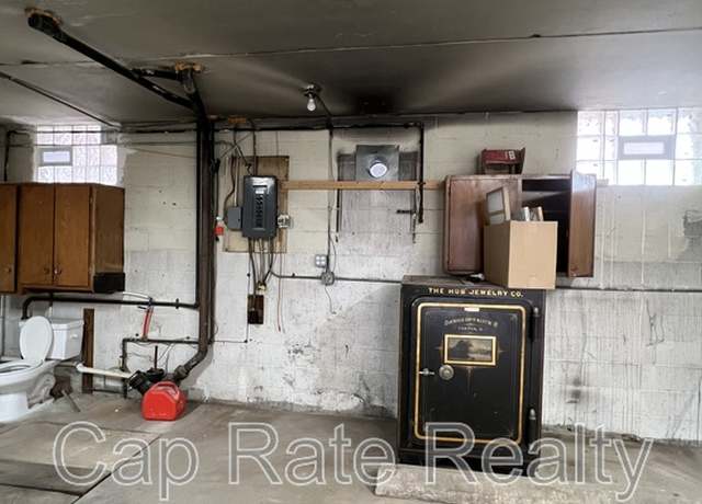 Photo of 27 W 8th Ave Unit I GARAGE, Columbus, OH 43201