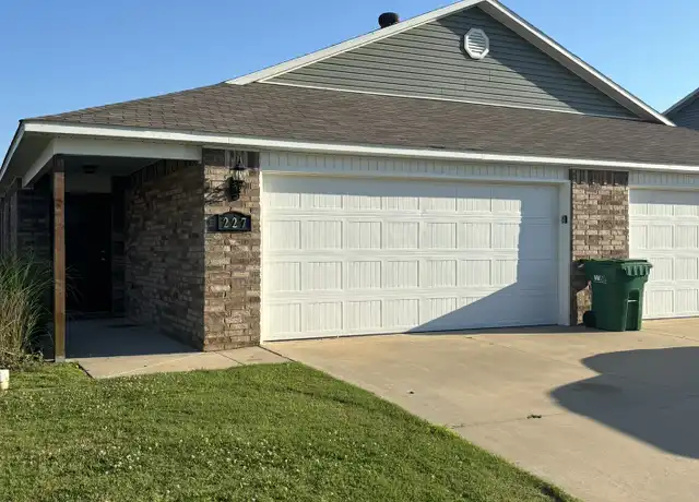 Property at 227 E Anabranch Ct, Farmington, AR, 72730, 3 beds, 2 baths, [object Object]