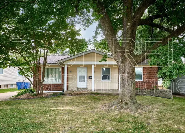 Property at 2400 E Humes Ln, Florissant, MO, 63033, 3 beds, 2 baths, [object Object]