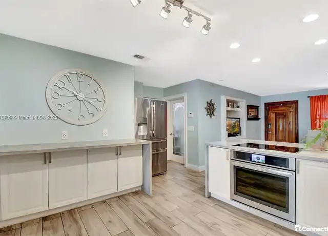 Property at 4721 SW 34th Dr, Fort Lauderdale, FL, 33312, 3 beds, 2 baths, [object Object]
