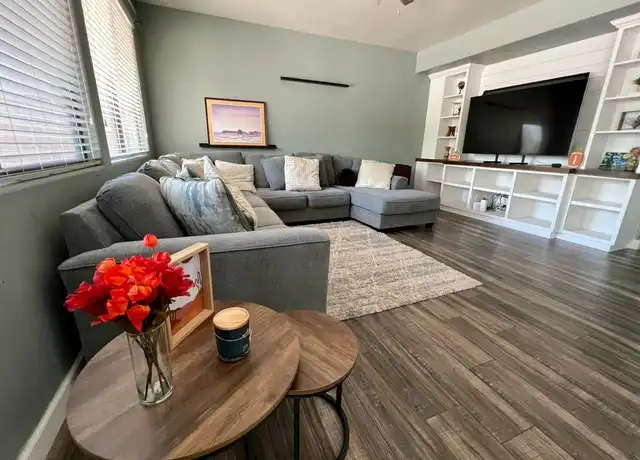 Property at 15179 S Via Rancho Grande, Sahuarita, AZ, 85629, 5 beds, 3 baths, [object Object]
