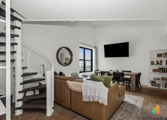 Property at 2100 N Lincoln Park W, Chicago, IL, 60614, 3 beds, 2 baths, [object Object]
