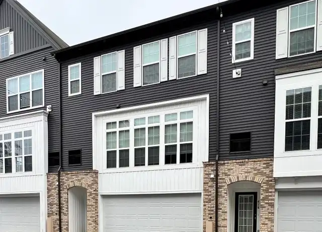 Property at 416 Mayer Pl, Lancaster, PA, 17601, 2 beds, 2.5 baths, [object Object]