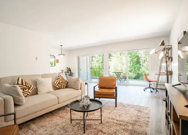 Property at 321 Bellevue Way SE #102, Bellevue, WA, 98004, 2 beds, 1 bath, [object Object]