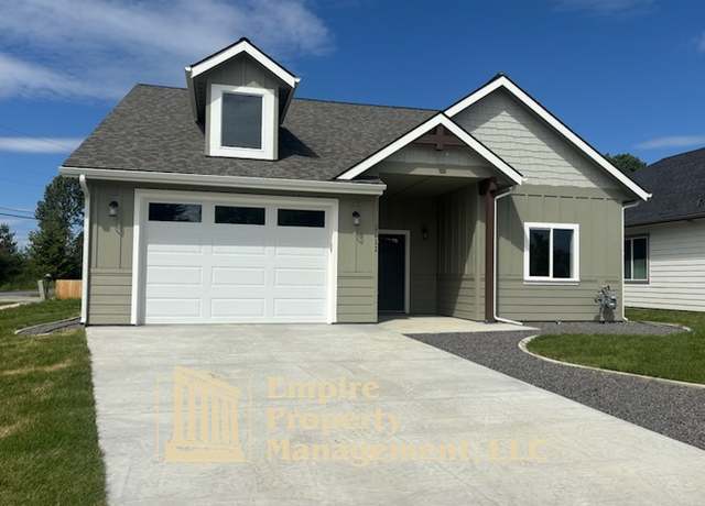 Photo of 1611 Irvine Way, Sandpoint, ID 83864
