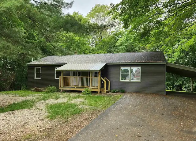 Property at 14 Bay St, Claremont, NH, 03743, 1 bed, 1 bath, [object Object]
