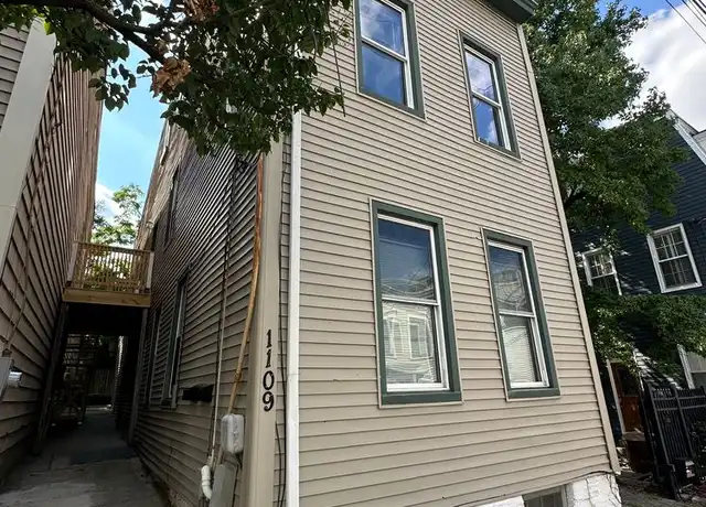 Property at 1109 Belvedere St Unit 2, Cincinnati, OH, 45202, 2 beds, 1 bath, [object Object]