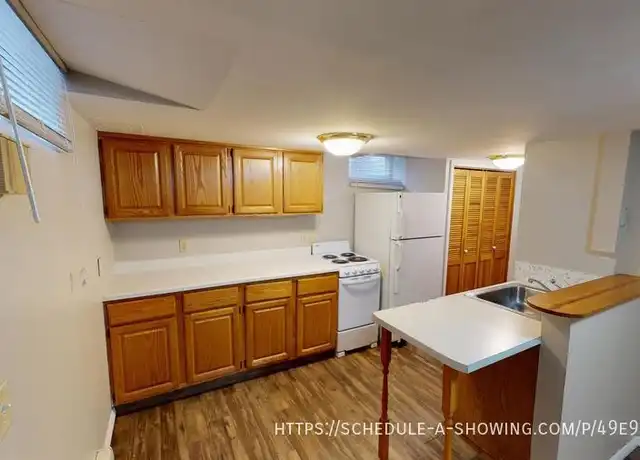 Property at 1008 W Bluff St, Marquette, MI, 49855, 1 bed, 1 bath, [object Object]