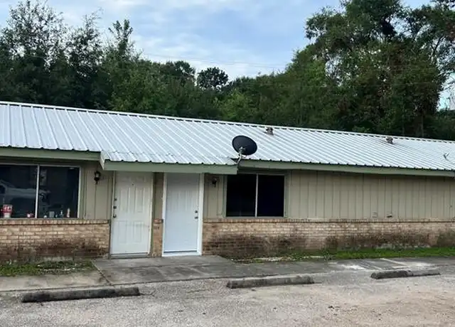 Property at 120 Charles Barker Ave Unit 14, Cleveland, TX, 77327, 1 bed, 1 bath, [object Object]