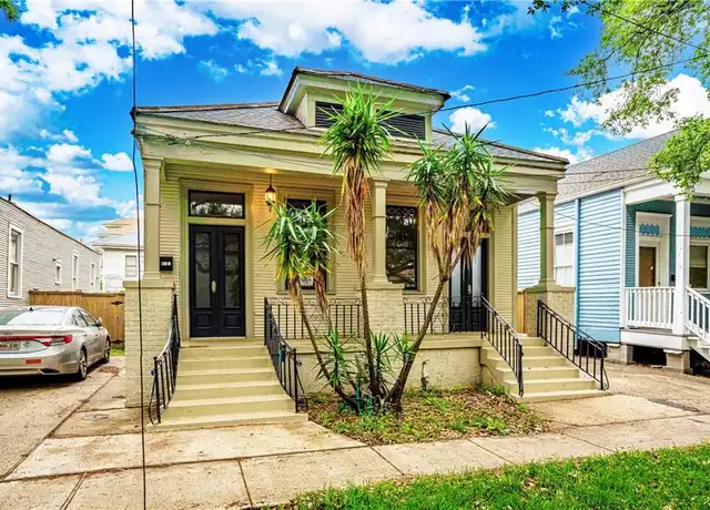 Property at 3937 Banks St, New Orleans, LA, 70119, 2 beds, 1 bath, [object Object]