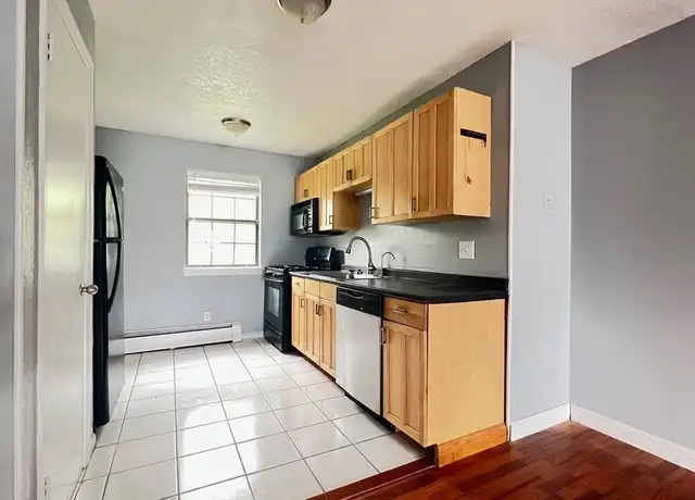 Property at 549 Russell Rd Unit 13A, Westfield, MA, 01085, 2 beds, 1 bath, [object Object]