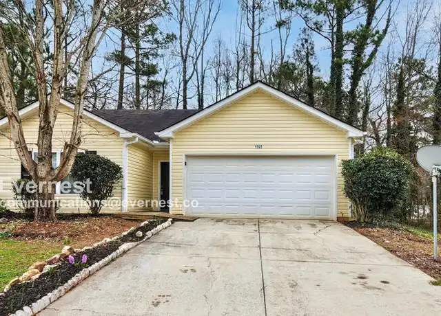 Property at 325 Bridgeport Ln, Monroe, GA, 30655, 3 beds, 2 baths, [object Object]