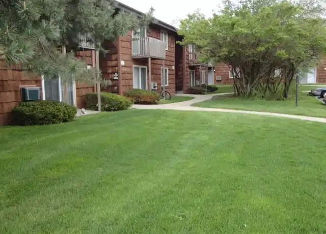 Property at 4424 Eastridge Dr Unit 4418 Eastridge Dr-APT 4, Rockford, IL, 61107, 1 bed, 1 bath, [object Object]