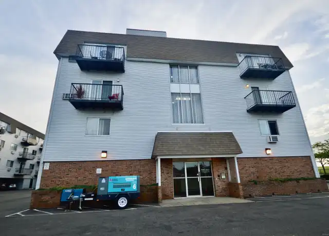 Property at 115 Short Beach Rd #103, Stratford, CT, 06615, 1 bed, 1 bath, [object Object]
