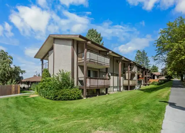 Property at 2911 E 32nd Ave #4, Spokane, WA, 99223, 1 bed, 1 bath, [object Object]