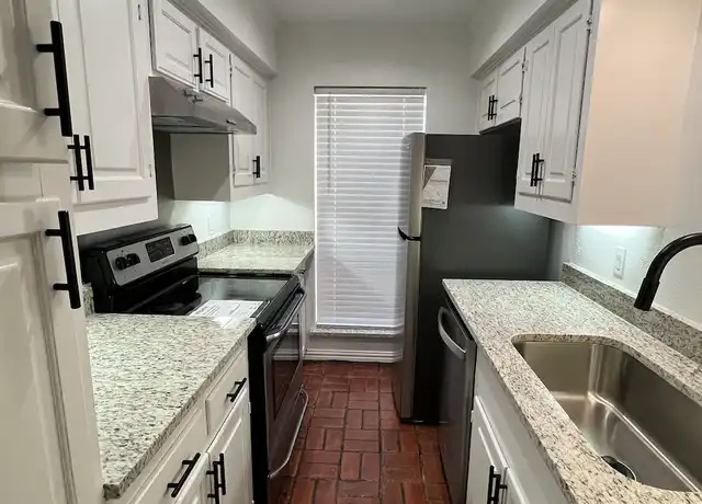 Property at 900 S Weatherred Dr Unit H, Richardson, TX, 75080, 2 beds, 1.5 baths, [object Object]