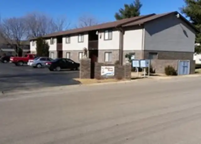 Property at 215 Hyler Dr, Farmington, MO, 63640, 1 bed, 1 bath, [object Object]