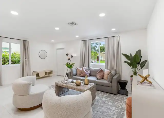 Property at 1212 NW 6th Ct Unit B, Fort Lauderdale, FL, 33311, 4 beds, 3 baths, [object Object]