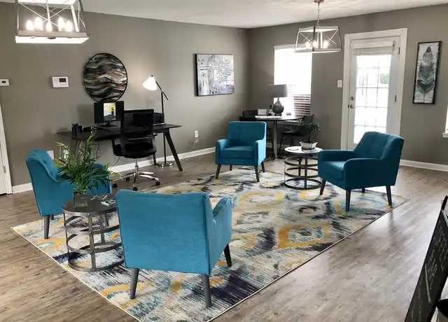Property at Long Beach Square - 203 N Cleveland Ave, Long Beach, MS, 39560, 1-2 bed, 1 bath, [object Object]