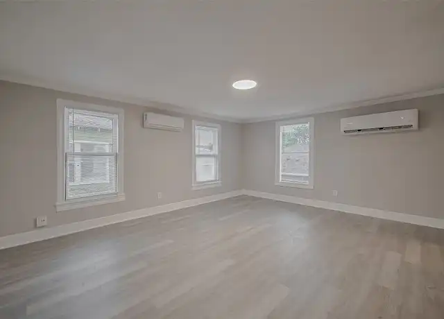 Property at 1401 Collier St Unit 1403, Houston, TX, 77023, 2 beds, 1 bath, [object Object]