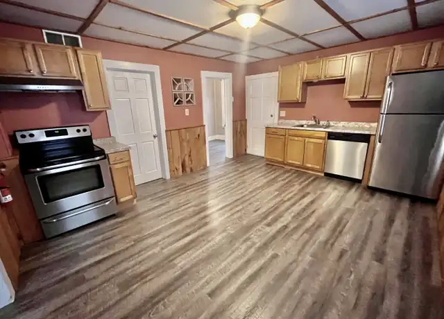 Property at 31-33 1st St Unit 31B, Amsterdam, NY, 12010, 2 beds, 1 bath, [object Object]