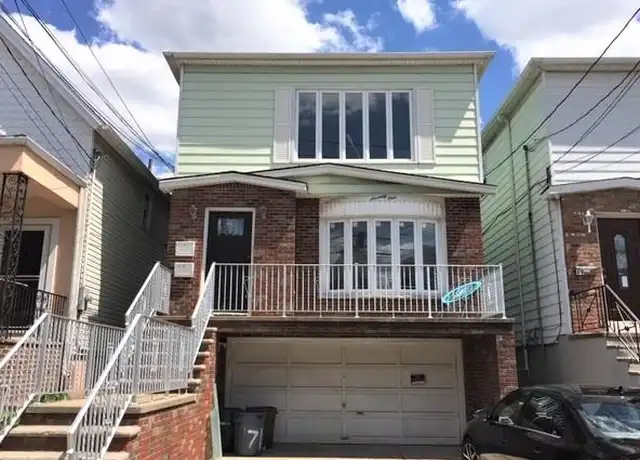 Property at 71 W 14th St Unit 2, Bayonne, NJ, 07002, 2 beds, 1 bath, [object Object]