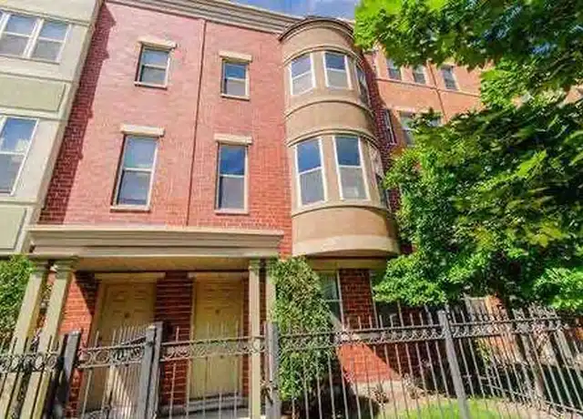 Property at 720 W Evergreen Ave Unit A, Chicago, IL, 60610, 2 beds, 2.5 baths, [object Object]