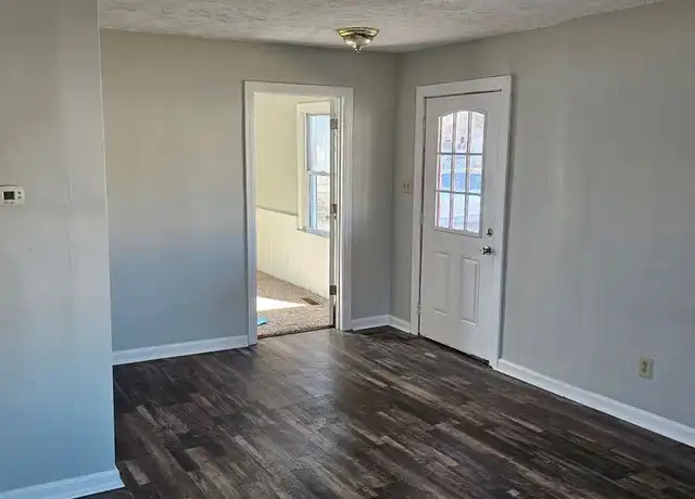 Property at 1610 S Parker Dr, Evansville, IN, 47714, 3 beds, 2 baths, [object Object]