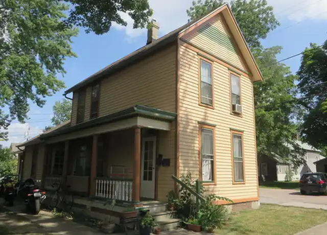 Property at 1015 Jackson St Unit 1, Fort Wayne, IN, 46802, 1 bed, 1 bath, [object Object]