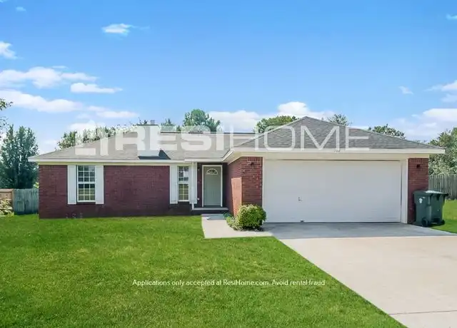 Property at 102 Lamirda Ct NW, Huntsville, AL, 35810, 3 beds, 2 baths, [object Object]
