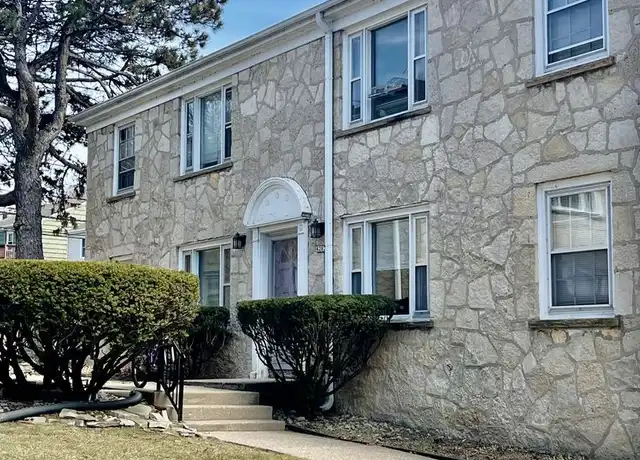 Property at 4282 N Wilson Dr Unit 1, Shorewood, WI, 53211, 2 beds, 1 bath, [object Object]