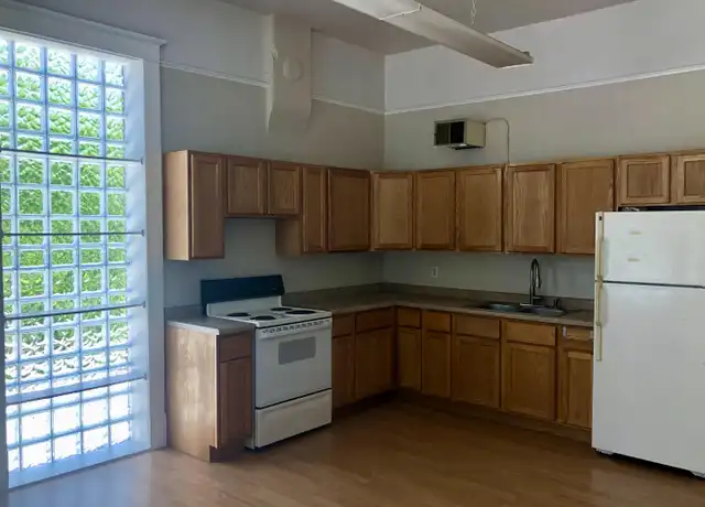 Property at 360 Bench St Unit STREET202, Taylors Falls, MN, 55084, 1 bed, 1 bath, [object Object]