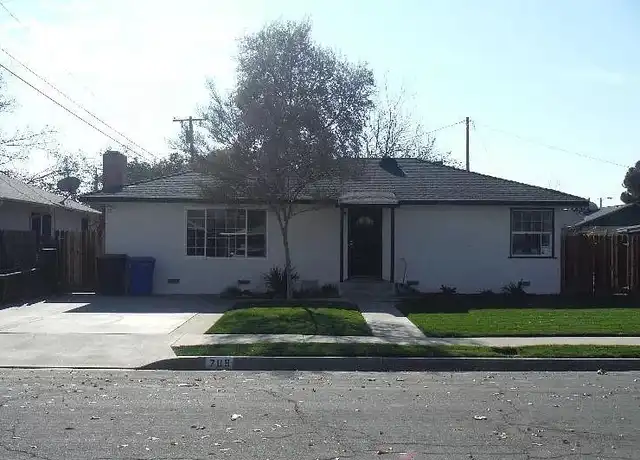 Property at 709 W Malone St, Hanford, CA, 93230, 3 beds, 1 bath, [object Object]