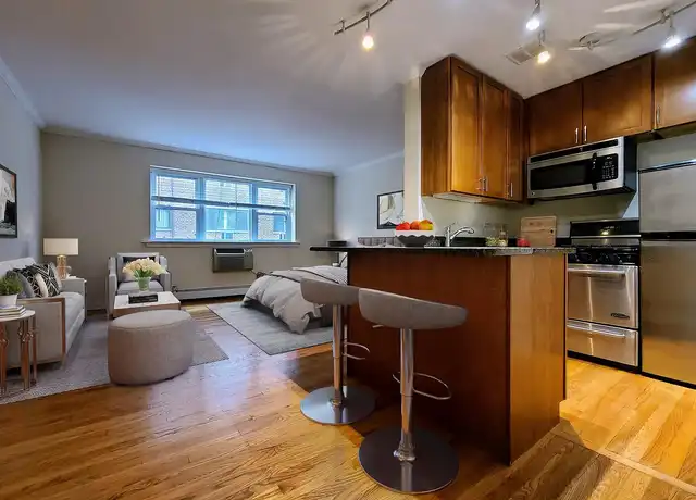 Property at 625 W Wrightwood Ave, Chicago, IL, 60614, 0-1 beds, 1 bath, [object Object]
