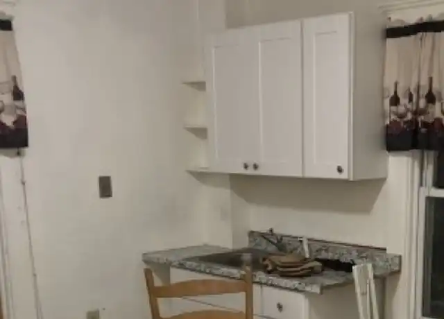Property at 128-130 W Clinton St Unit AB, Dover, NJ, 07801, 1 bed, 1 bath, [object Object]