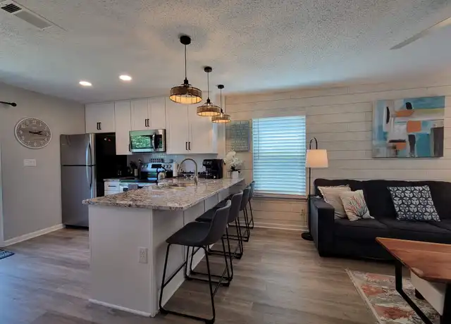 Property at 304 Barracuda Ave #105, Fort Walton Beach, FL, 32548, 2 beds, 1.5 baths, [object Object]