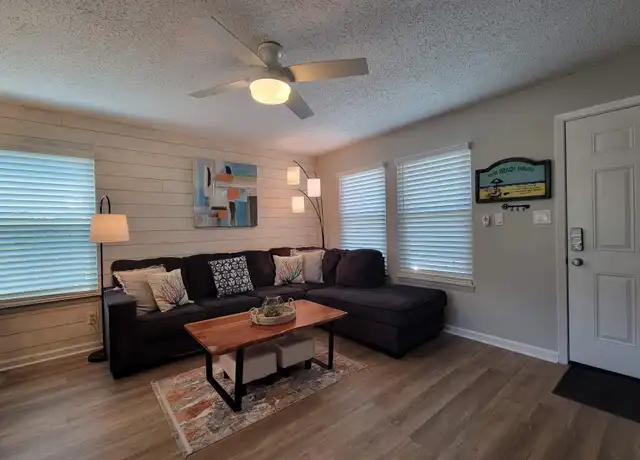 Property at 304 Barracuda Ave #105, Fort Walton Beach, FL, 32548, 2 beds, 1.5 baths, [object Object]