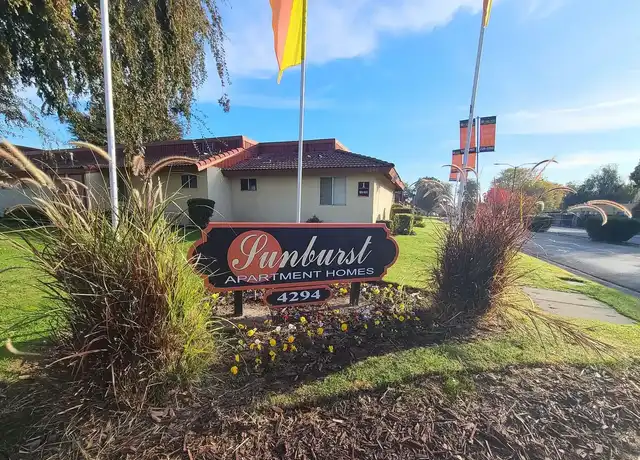 Property at Sunburst Apartments - 4294 N Hughes Ave, Fresno, CA, 93705, 1 bed, 1 bath, [object Object]
