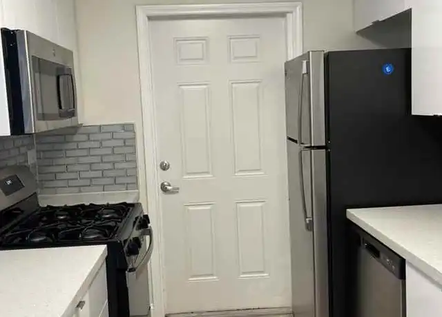 Property at 601 SW 7th St Unit 2, Boca Raton, FL, 33486, 3 beds, 2 baths, [object Object]