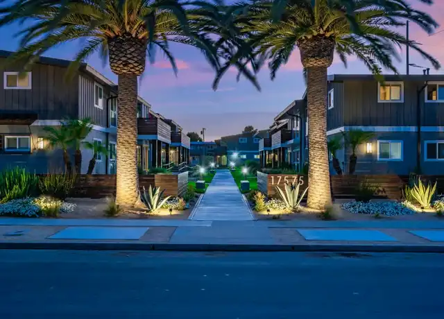 Property at 17575 Yukon Ave Unit E3, Torrance, CA, 90504, 2 beds, 1 bath, [object Object]