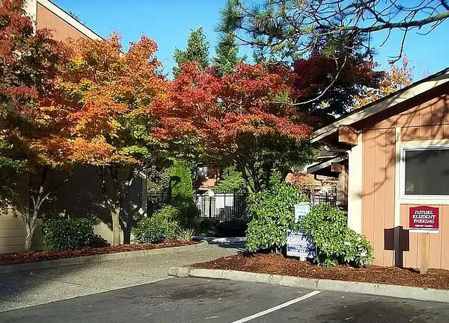 Property at Willow Lake Apartments - 3002 S 208th St, Seatac, WA, 98198, 0 beds, 1 bath, [object Object]