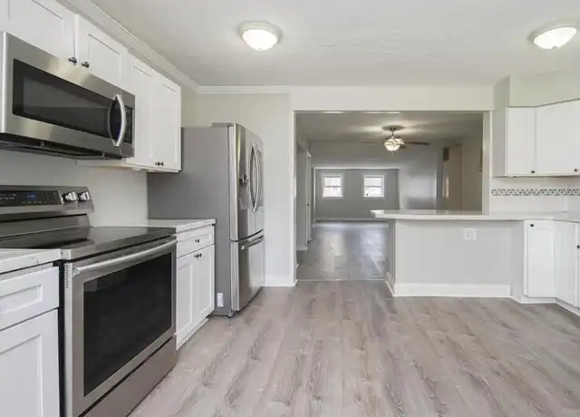 Property at 690 2nd Ave, Troy, NY, 12182, 3 beds, 1.5 baths, [object Object]
