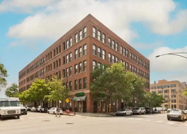 Property at 400 S Green St, Chicago, IL, 60607, 1 bed, 1 bath, [object Object]
