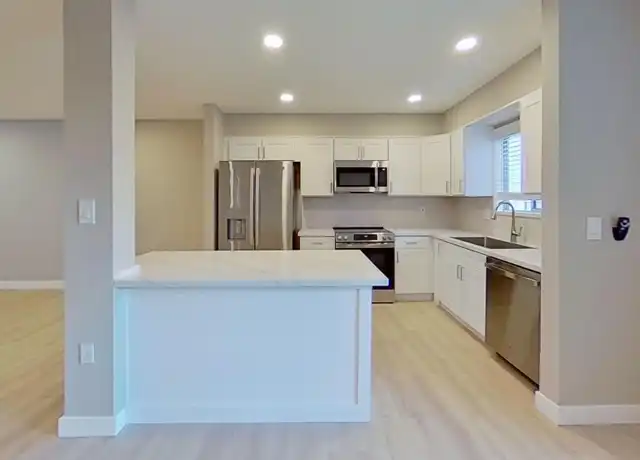 Property at Villa Marie Apartments - 3550 3rd Ave, San Diego, CA, 92103, 2 beds, 2 baths, [object Object]