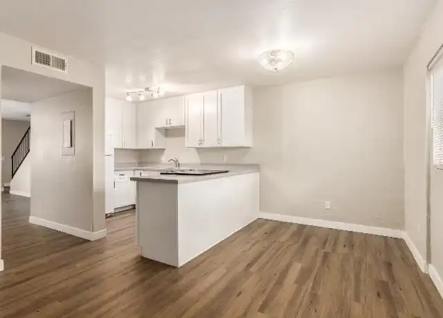 Property at 1007 E Roma Ave, Phoenix, AZ, 85014, 2 beds, 2 baths, [object Object]