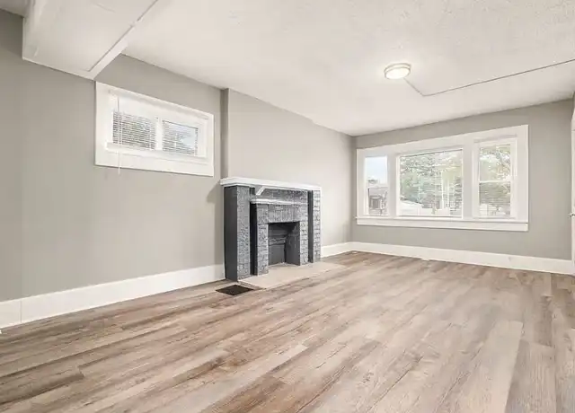 Property at 1016 Studer Ave Unit B, Columbus, OH, 43206, 2 beds, 1 bath, [object Object]