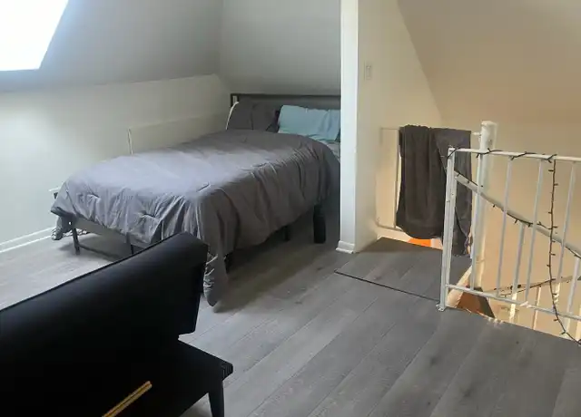 Property at 3248 N Clark St Unit 2R, Chicago, IL, 60657, 2 beds, 1 bath, [object Object]