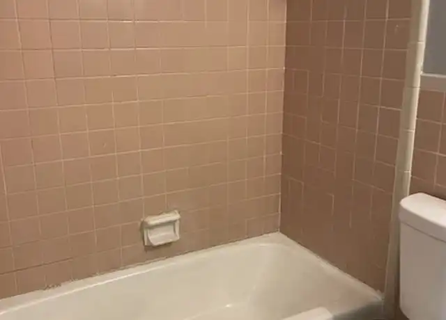 Property at Twin Manor Apartments - 4115 Free Pike, Dayton, OH, 45416, 1 bed, 1 bath, [object Object]