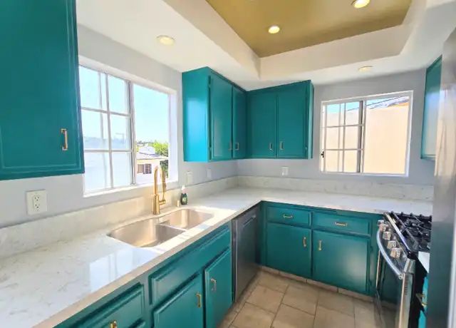 Property at 855 W 2nd St Unit B, San Pedro, CA, 90731, 3 beds, 2.5 baths, [object Object]